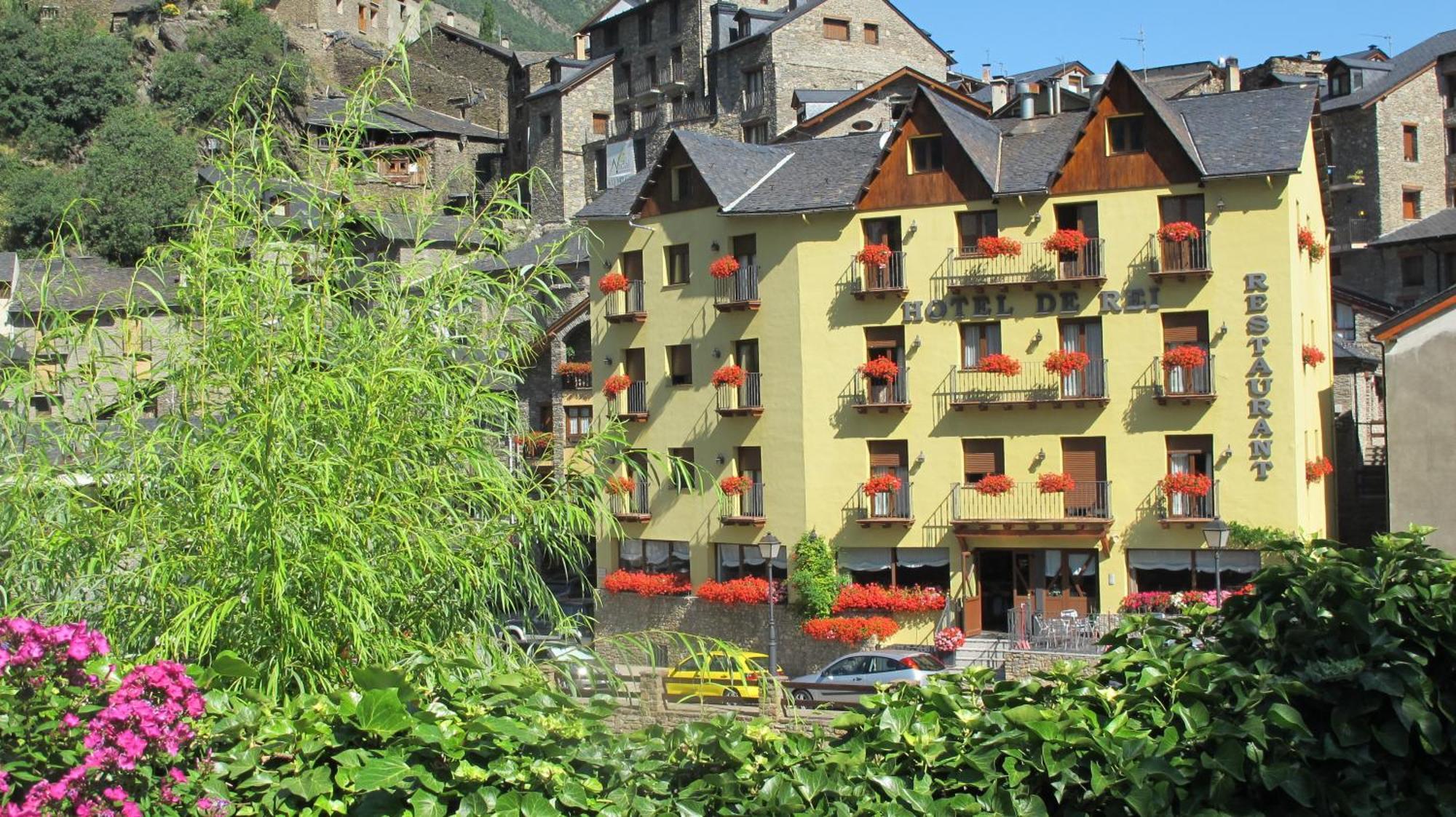 Hotel De Rei Llavorsí Eksteriør bilde